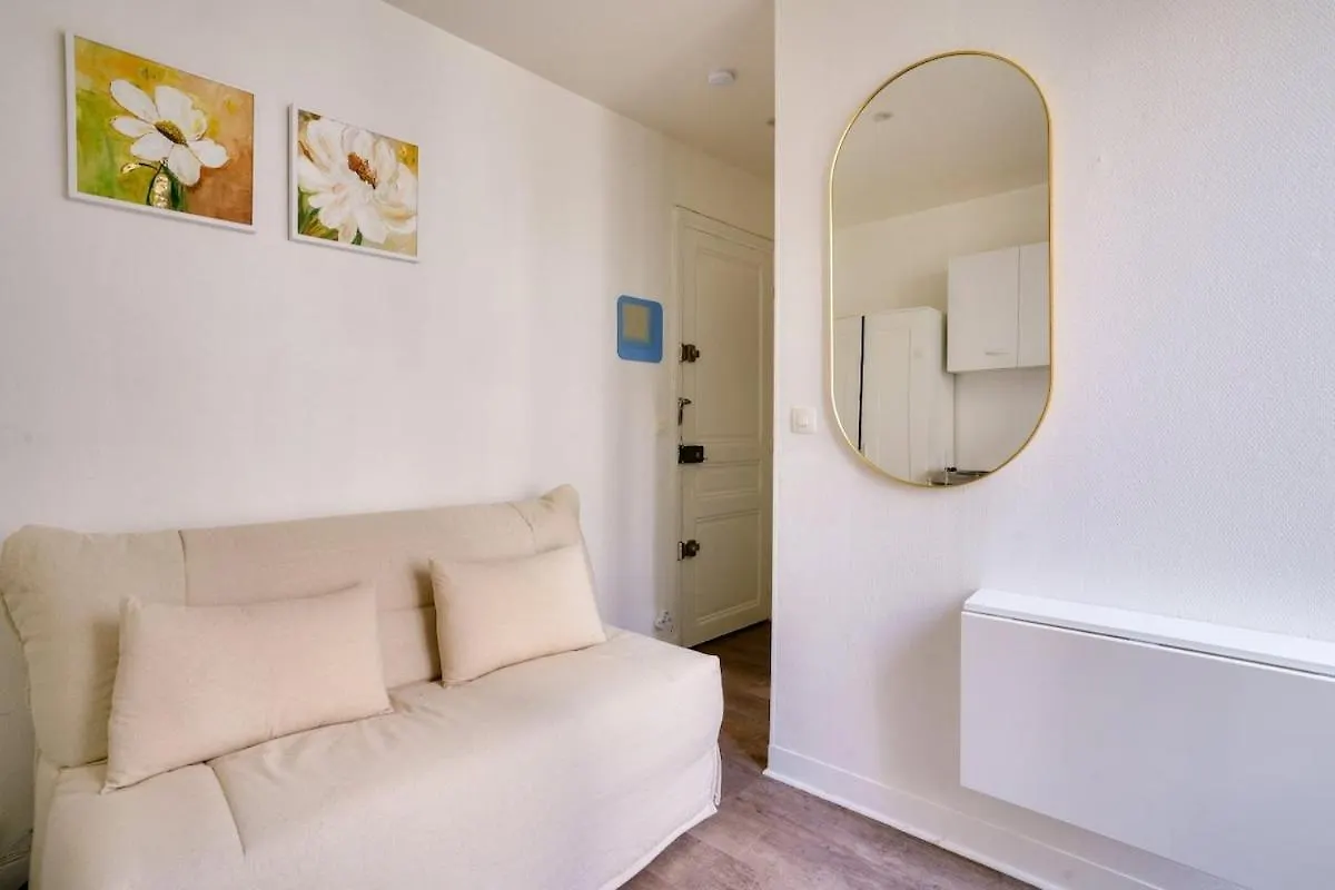 Cosy Studio Near The Eiffel Tower Paris 0*,  Frankrig