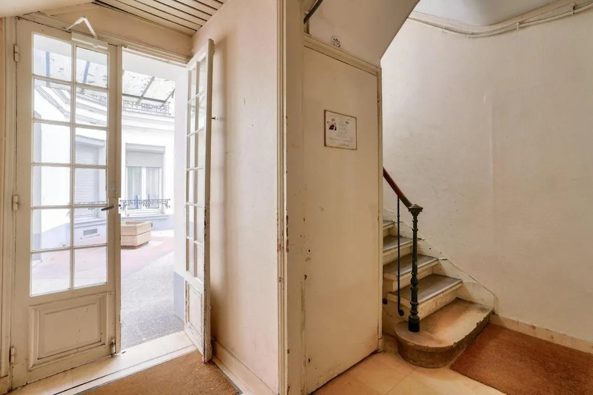 Cosy Studio Near The Eiffel Tower Paris 0*,